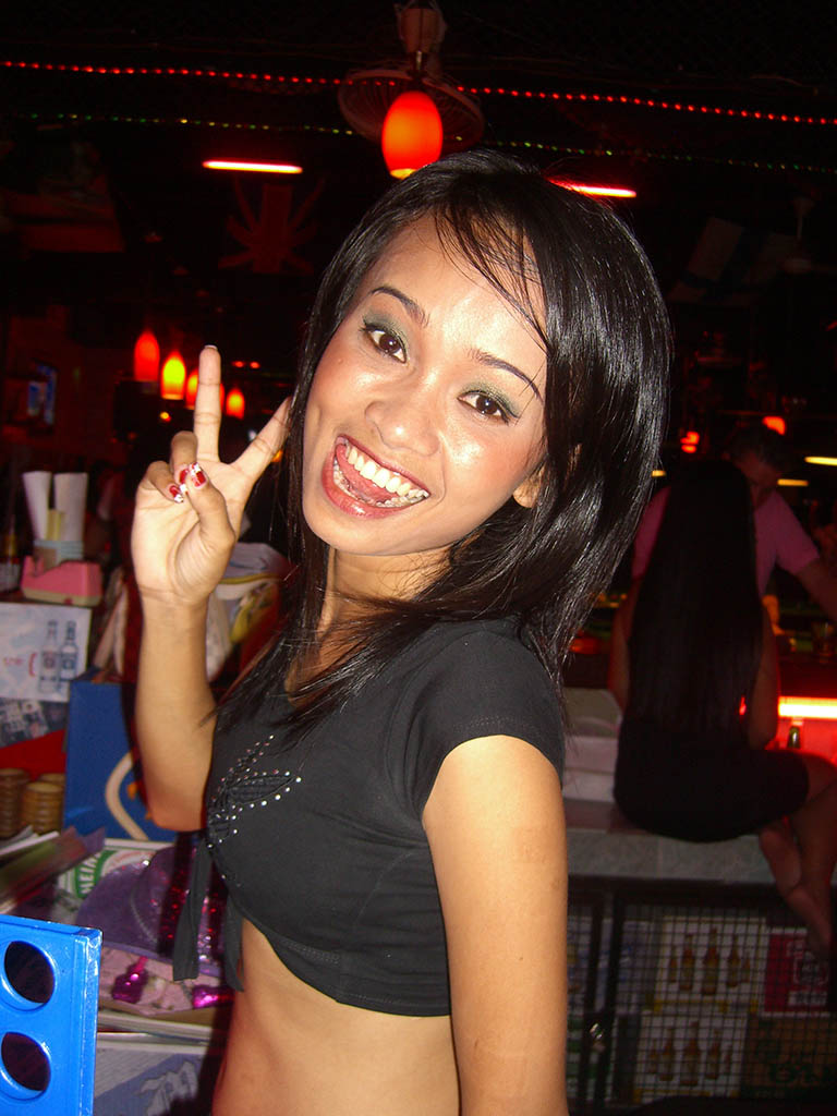 Pattaya bar lady having fun